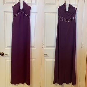 De Laru Long Halter Dress - Size 8 (Plum)